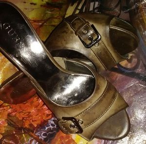 Sexy Guess heels